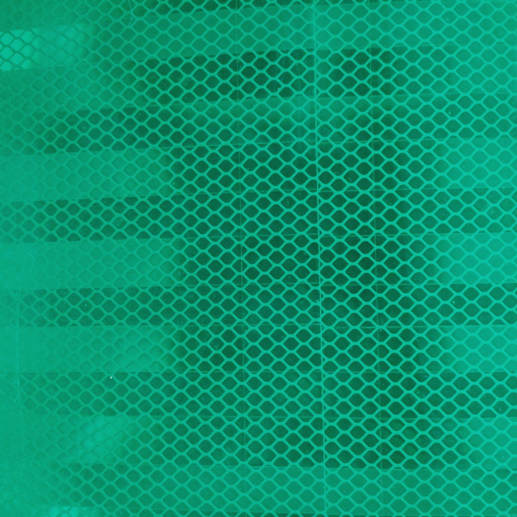egp新國(guó)標(biāo)二類(lèi)超工程級(jí)反光膜.jpg